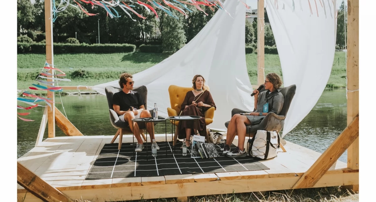 De San-rivier die verbindt, of het literaire festival "Stad met een rivier" [FOTO'S]