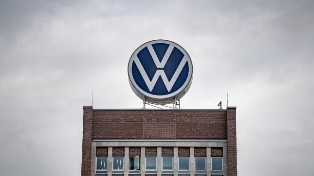 Мечты об электричестве рушатся: кризис Porsche ударяет по VW: НО потенциал роста составляет 50 процентов, несмотря на миллиардную дыру!