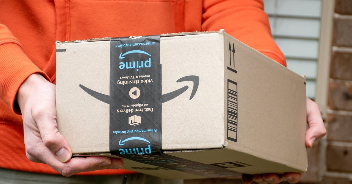 Amazon, Prime'a kaydolmaları için insanları kandırıp kandırmadığı konusunda yargılanıyor