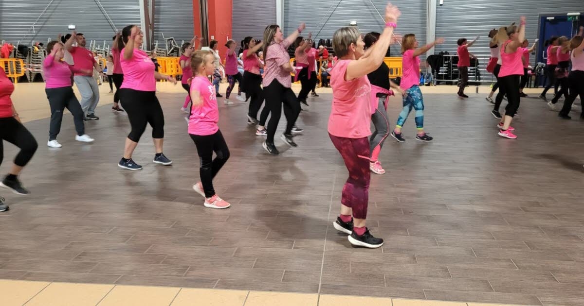 Genlis. Octubre Rosa: una fiesta de Zumba en beneficio de la lucha contra el cáncer.