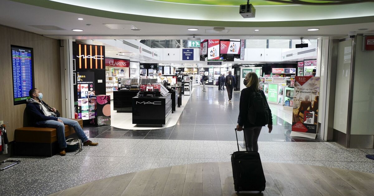 Bristol Airport closed LIVE: Thunderstorms cancel flights as '850 passengers stranded'