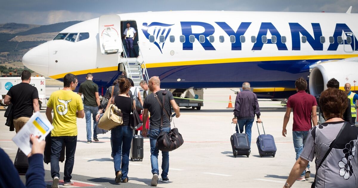 Ryanair gives passengers 3 luggage items for free on flights this summer