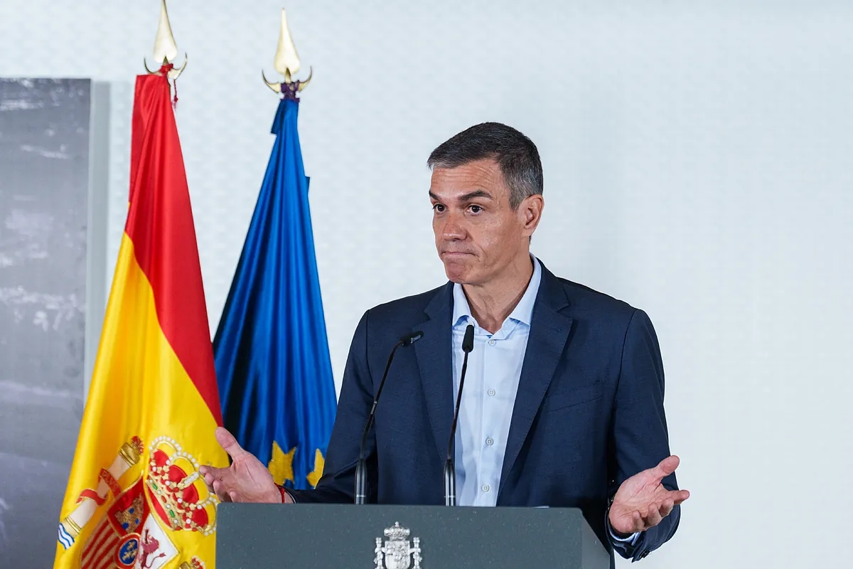 Sánchez asegura que seguirá pese a "las piedras en el camino" tras la condena de cárcel a Ábalos