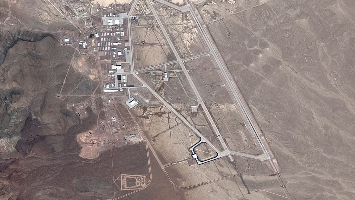 Top secret Air Force jet spotted on mysterious trip to Area 51