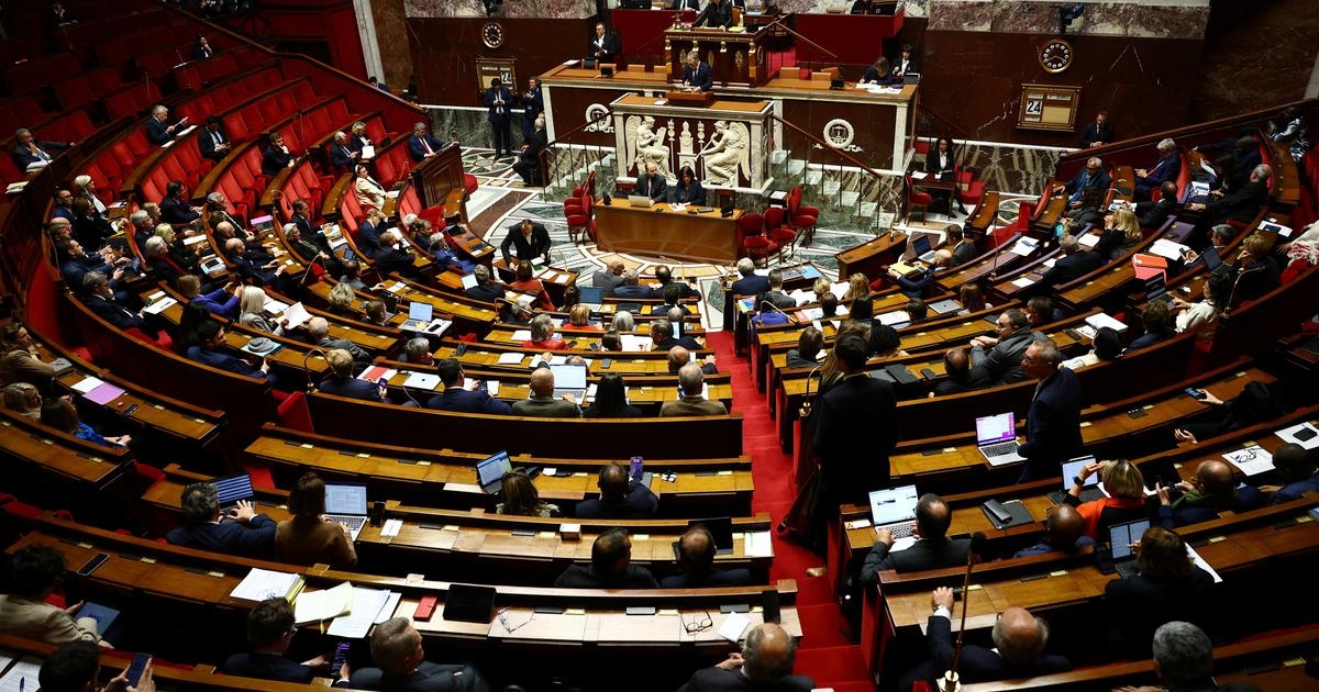 Члены парламента принимают поправку, преобразующую налог на недвижимость в «налог на непроизводительное имущество».