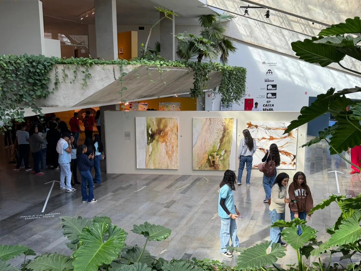 Sábado com arte: Constelações Contemporâneas reúne mais de 200 obras