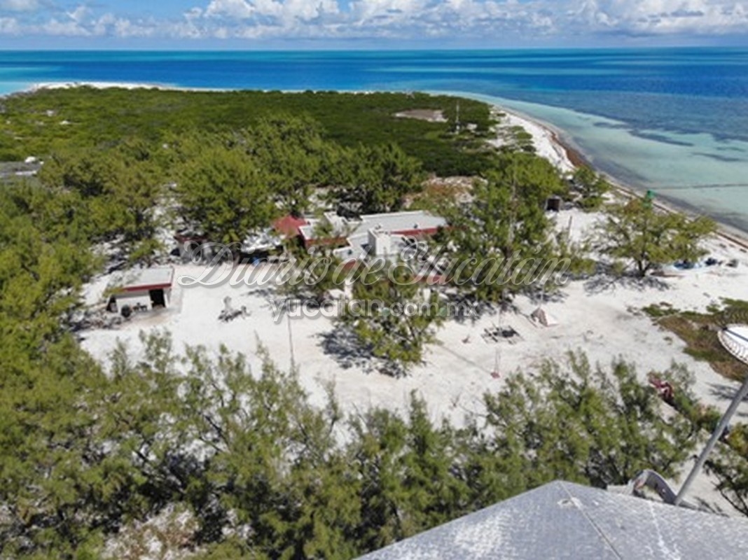 Navy strengthens surveillance and cleanup in the Alacranes Reef National Park