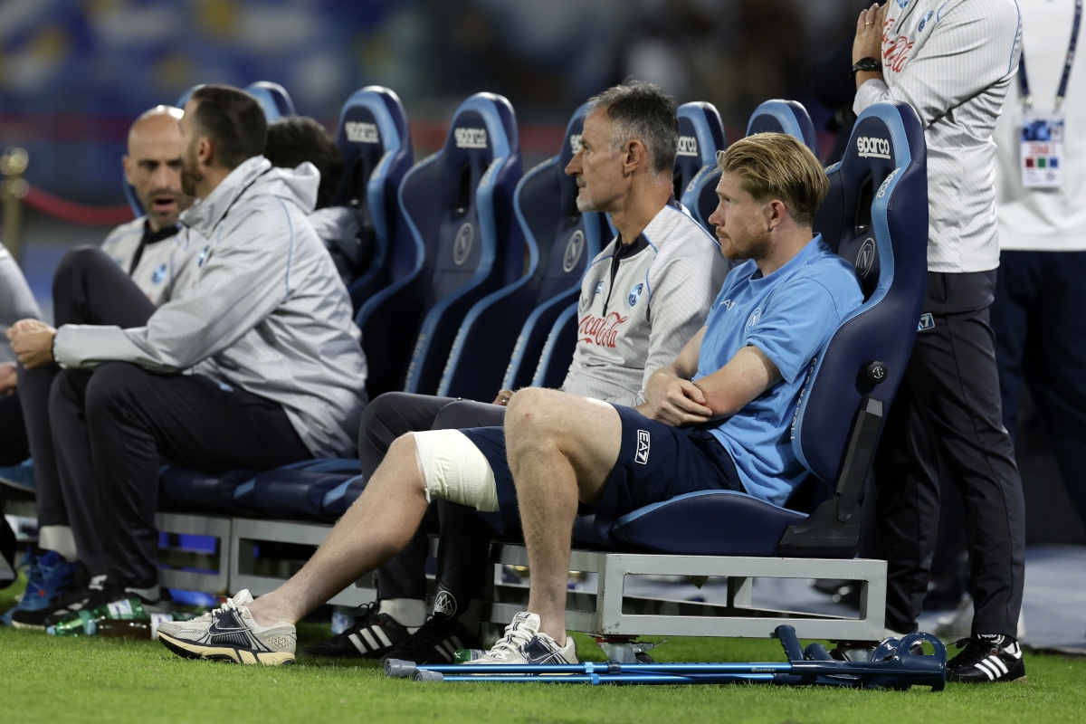 Napoli wacht met spanning op testresultaten De Bruyne na blessure
