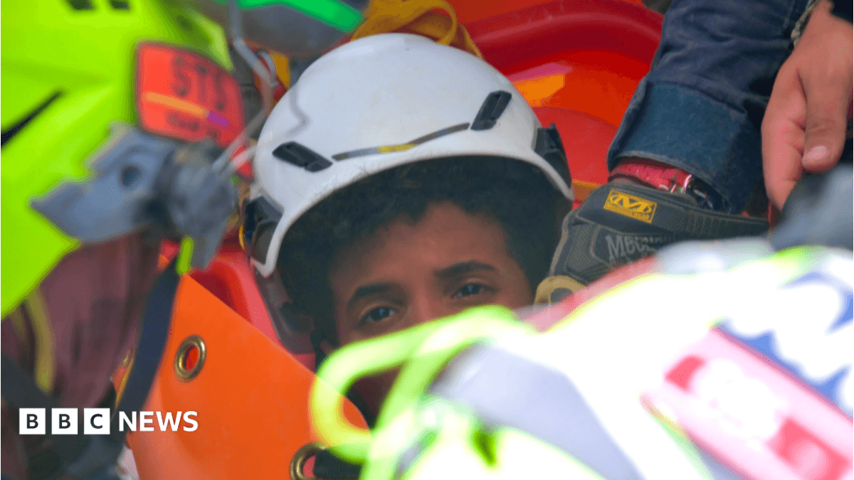 Two boys pulled from Venezuela earthquake rubble among 33 people rescued over weekend