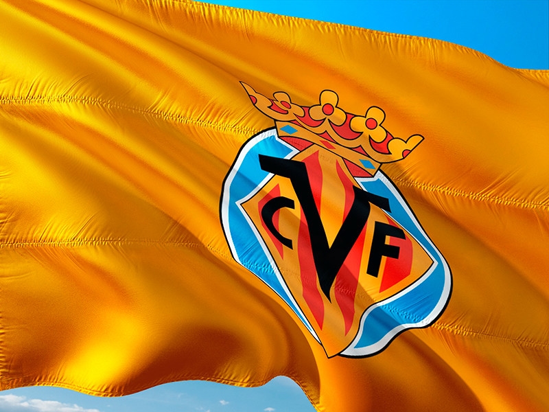 Unai Emery, Villarreal'i UEFA Avrupa Ligi zaferine taşıdı