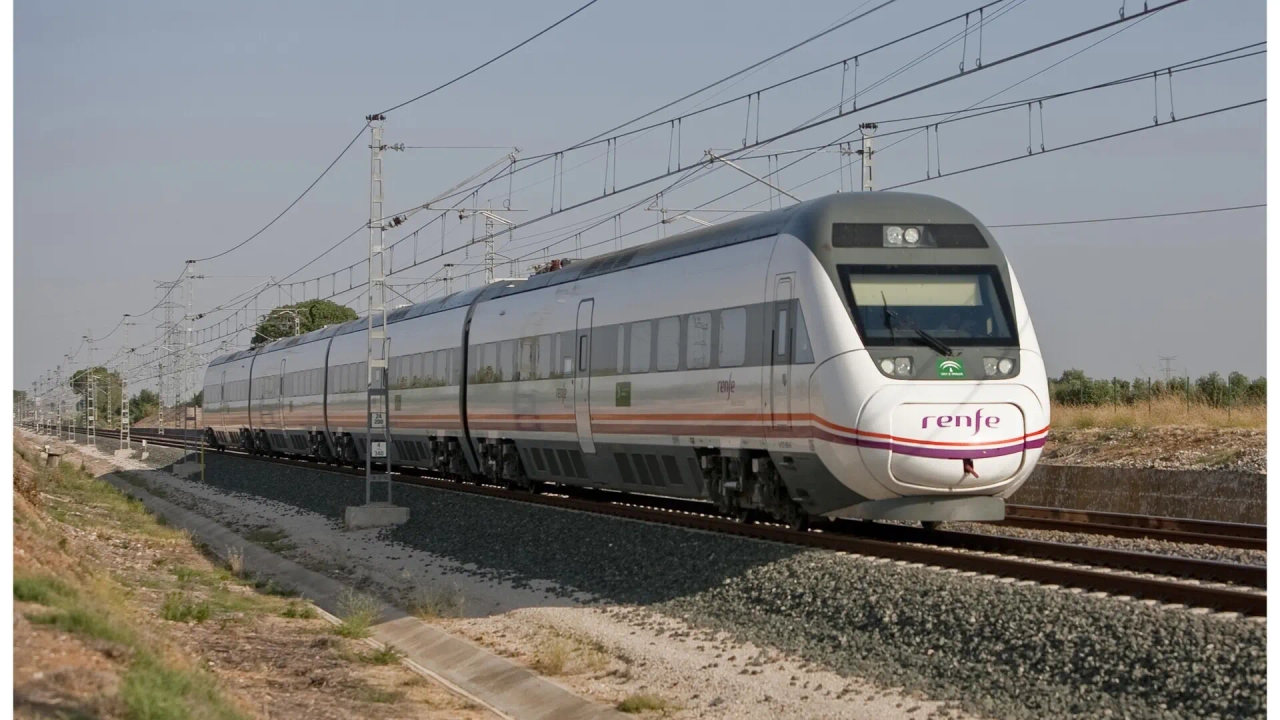Consulta si tu tren es uno de los afectados por la huelga en Renfe: así puedes comprobar si circula