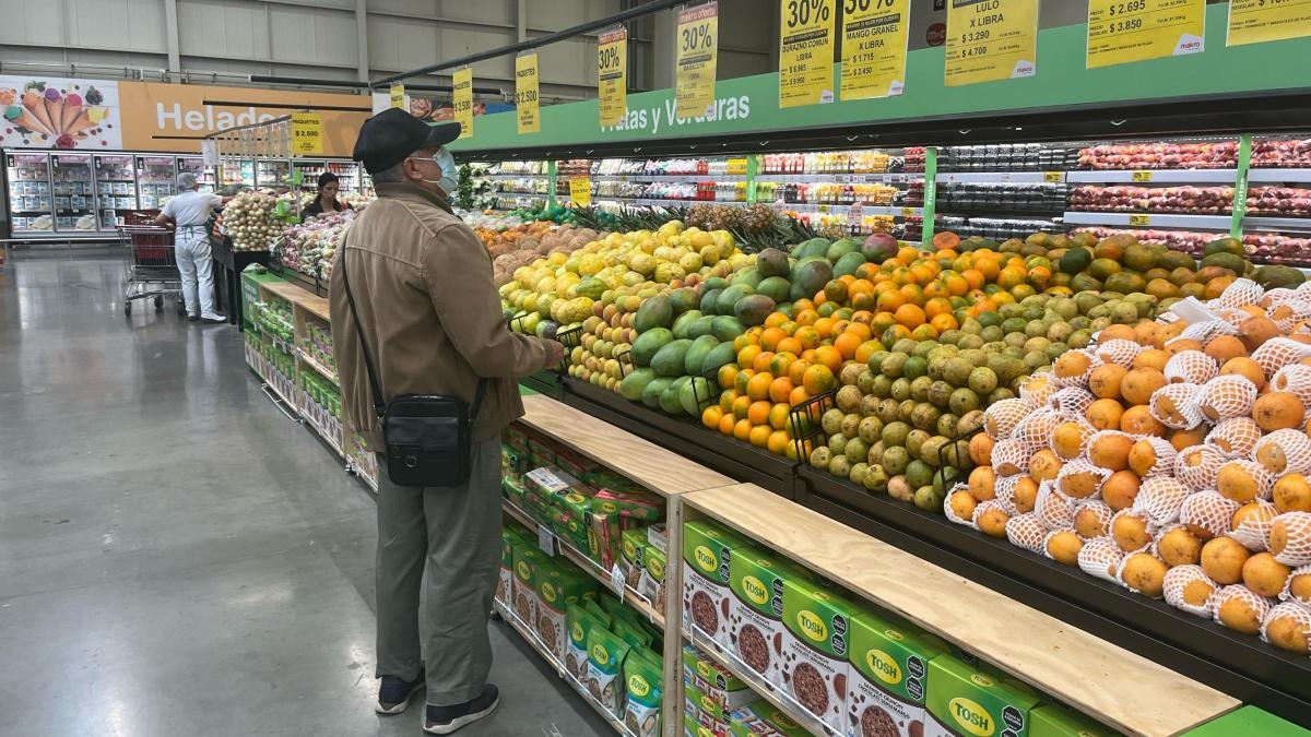 Voici comment la façon dont les Colombiens font leurs courses évolue : désormais, ils le font avec leur cœur, leur esprit et leur portefeuille, révèlent des études.