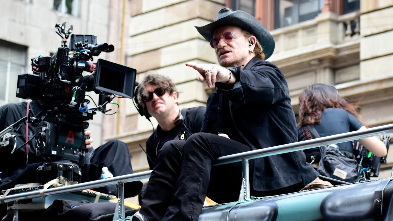 U2 s'empare des rues de Mexico pour tourner le clip de son prochain single "Street of Dreams"
