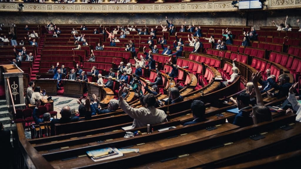 Члены парламента отклоняют бюджет социального обеспечения в комитете до того, как он будет вынесен на пленарное заседание во вторник.