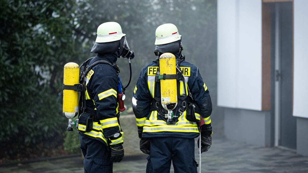 Hamburg: Strażacy ewakuują domy po wycieku gazu – aktualny stan rzeczy