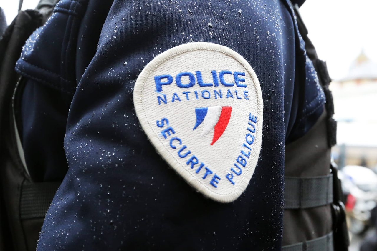 Maëva B., Salah Abdeslam's ex-partner, faces two charges: a terrorist plot thwarted by the police