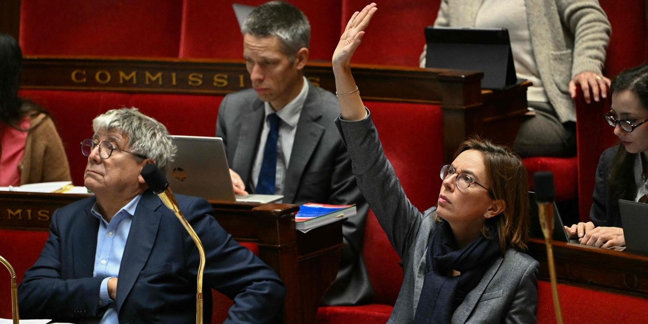 EN DIRECTO, Presupuesto 2026: Los diputados no pudieron examinar el proyecto de ley de finanzas completo antes de la medianoche; la revisión queda suspendida hasta el 12 de noviembre.