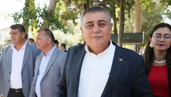¡Renunció al CHP! ¿Se pasará el alcalde de Aksu, İsa Yıldırım, al Partido AK? Lo anunció personalmente.