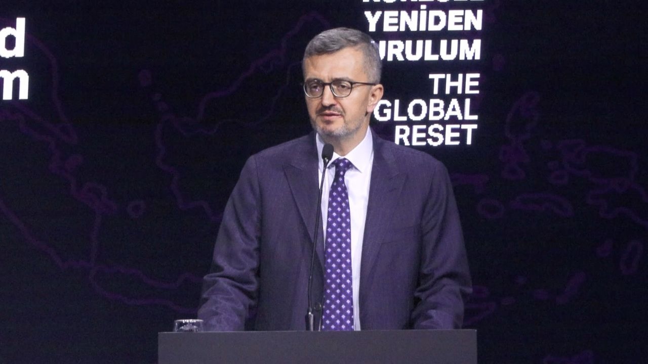 Burhanettin Duran: Kriegsjournalismus ist eine der Säulen der heutigen öffentlichen Kommunikation.