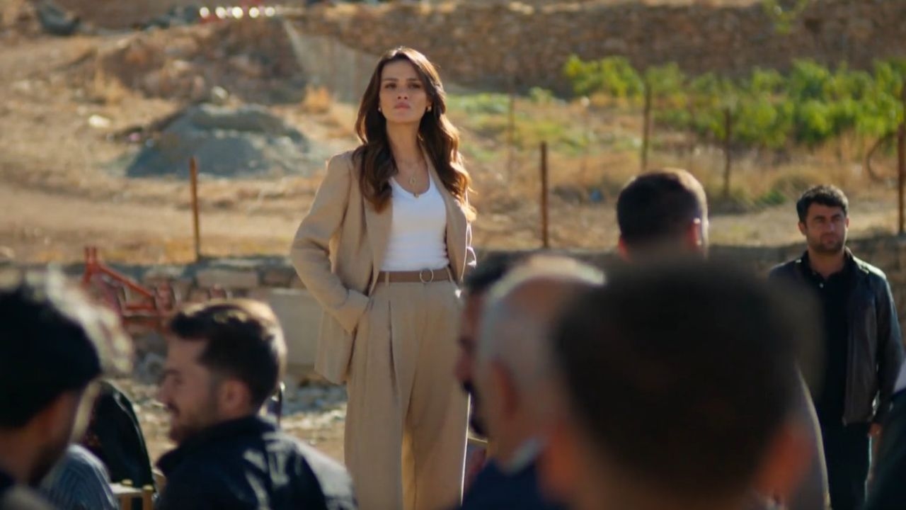 Far City feierte sein einjähriges Bestehen auf dem Gipfel