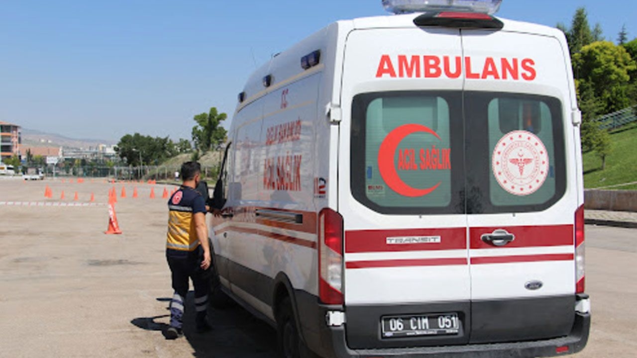 Ambulansın anahtarı kayboldu, hasta kurtarılamadı