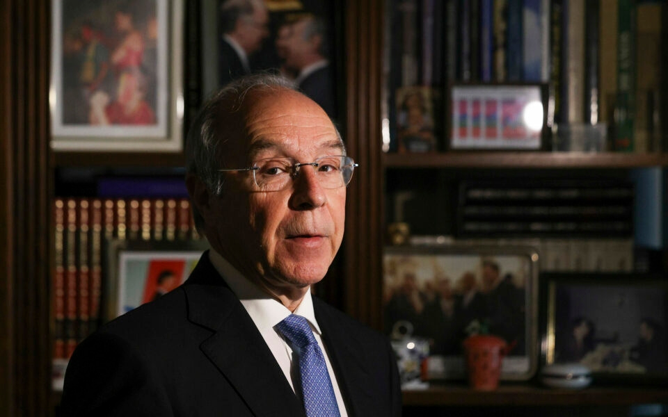 Marques Mendes lidera nova sondagem, seguido de Seguro e Ventura