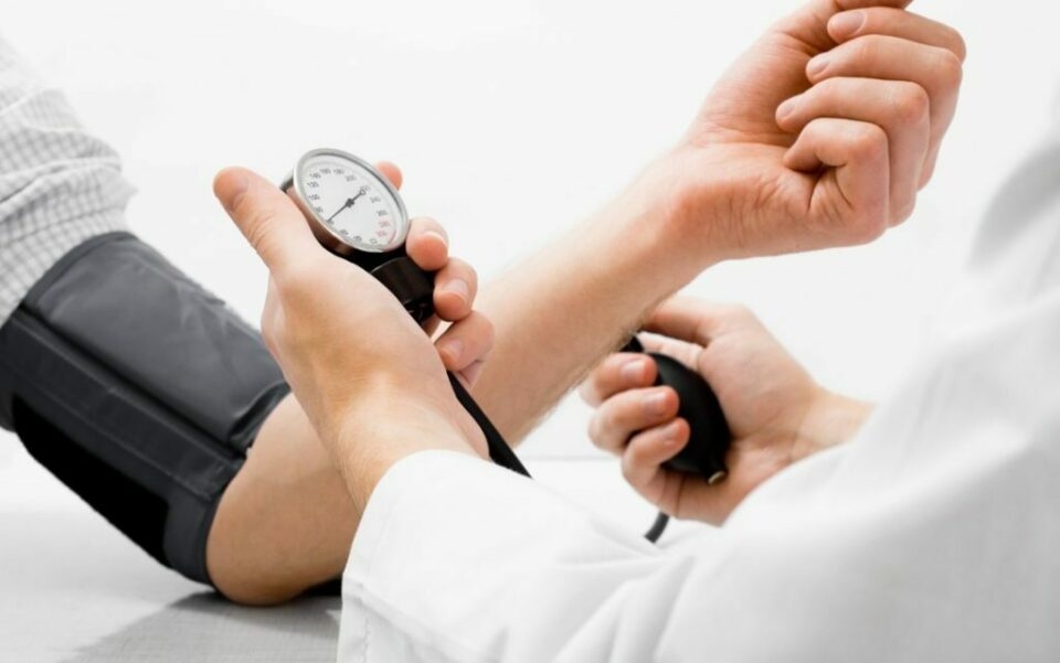 Governo e sindicato chegam a acordo sobre a avaliação dos médicos