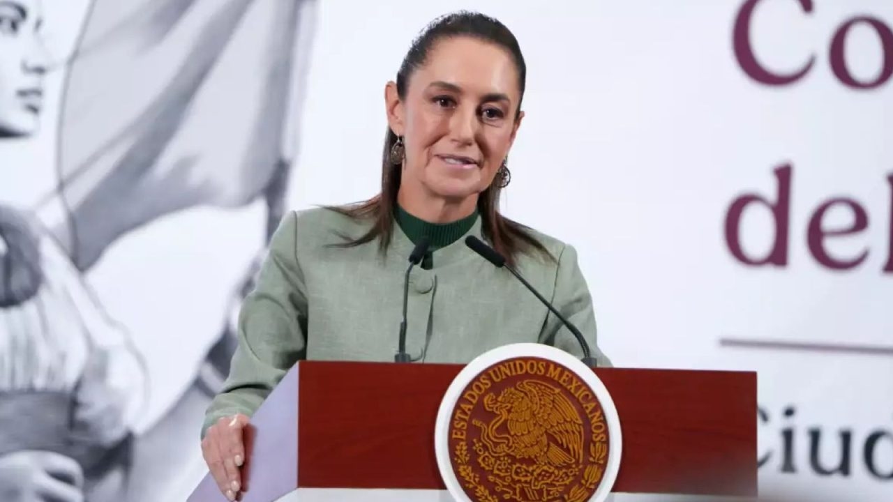 Sheinbaum, "Tarihi Bir Geçişin Günlüğü" ile satışlara öncülük ediyor