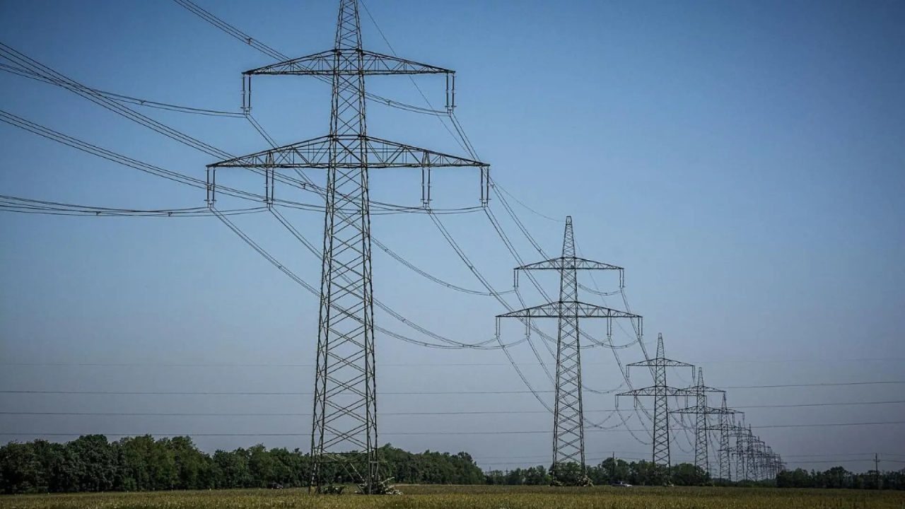 Chiny dofinansowują energię elektryczną, aby zasilić swoją rewolucję w dziedzinie sztucznej inteligencji