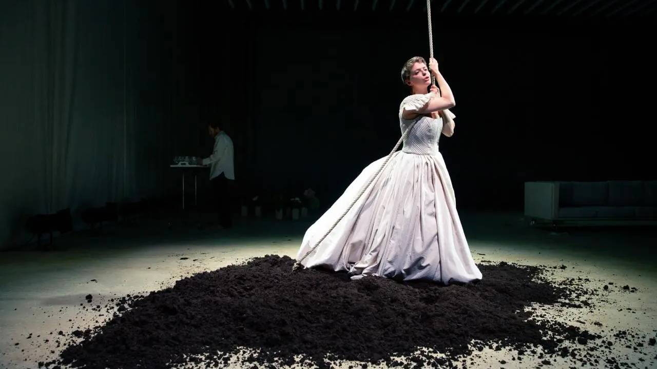 Impressionen vom 29. Istanbuler Theaterfestival: Eine temporeiche Erzählung