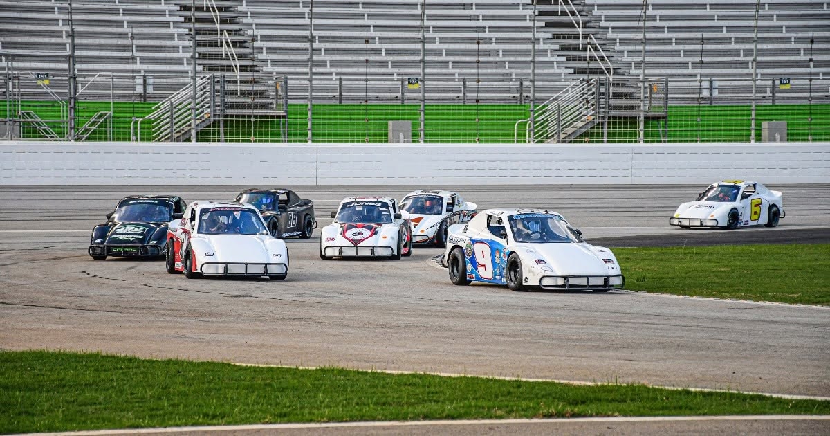 Jensen Jorgensen leads Taylor in intense points battle after win in Round 3 of Thursday Thunder