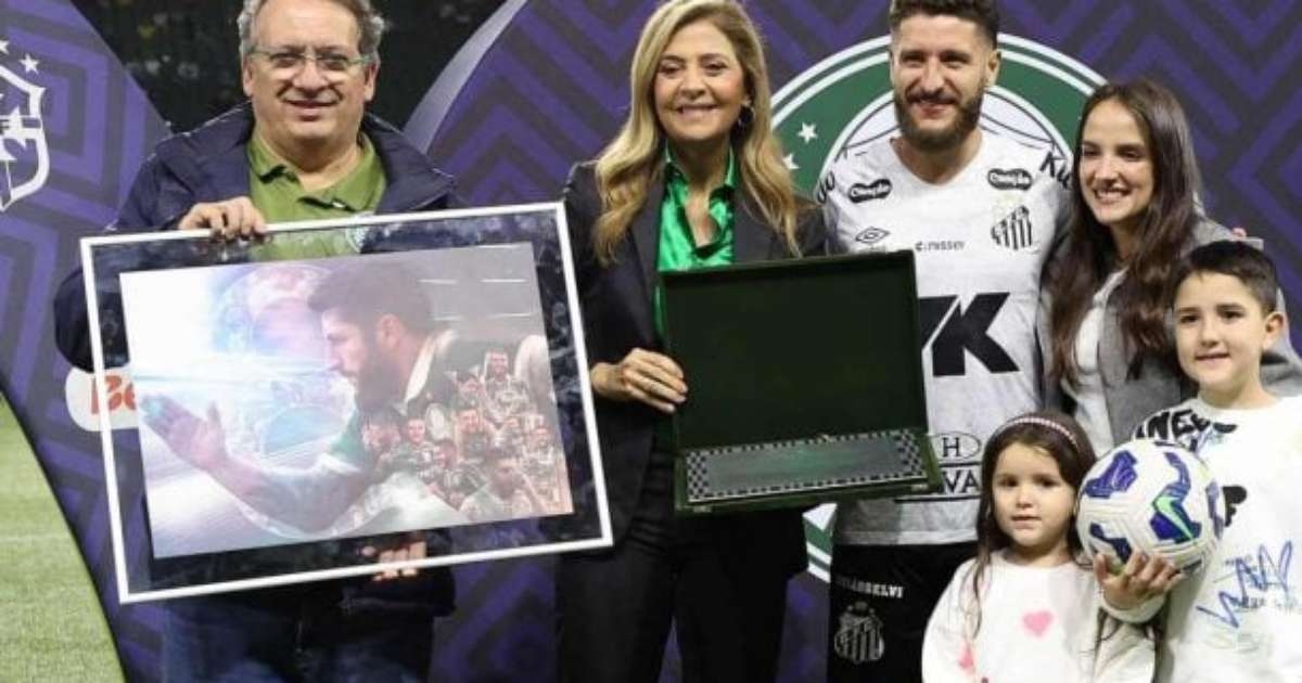Palmeiras homenageia Zé Rafael antes do clássico contra o Santos