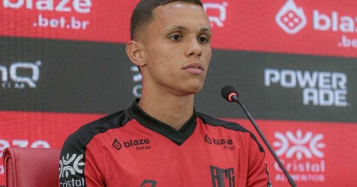 Palmeiras se retira de negociação, e Botafogo se aproxima de acordo com Yuri Alves