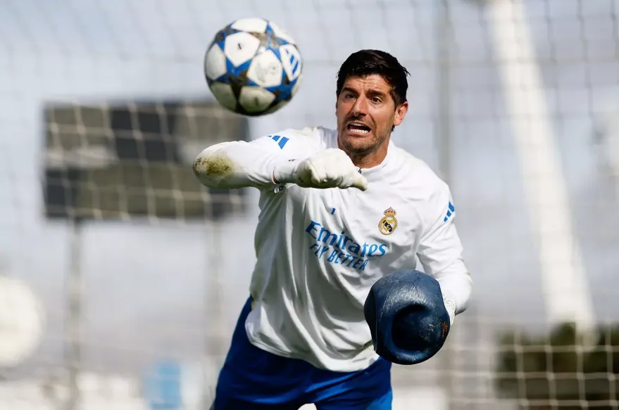 Madrid x Miami: Envia carta ao CSD, e Courtois critica o fato de que "na NFL, todos votam nele; aqui, votam porque querem..."