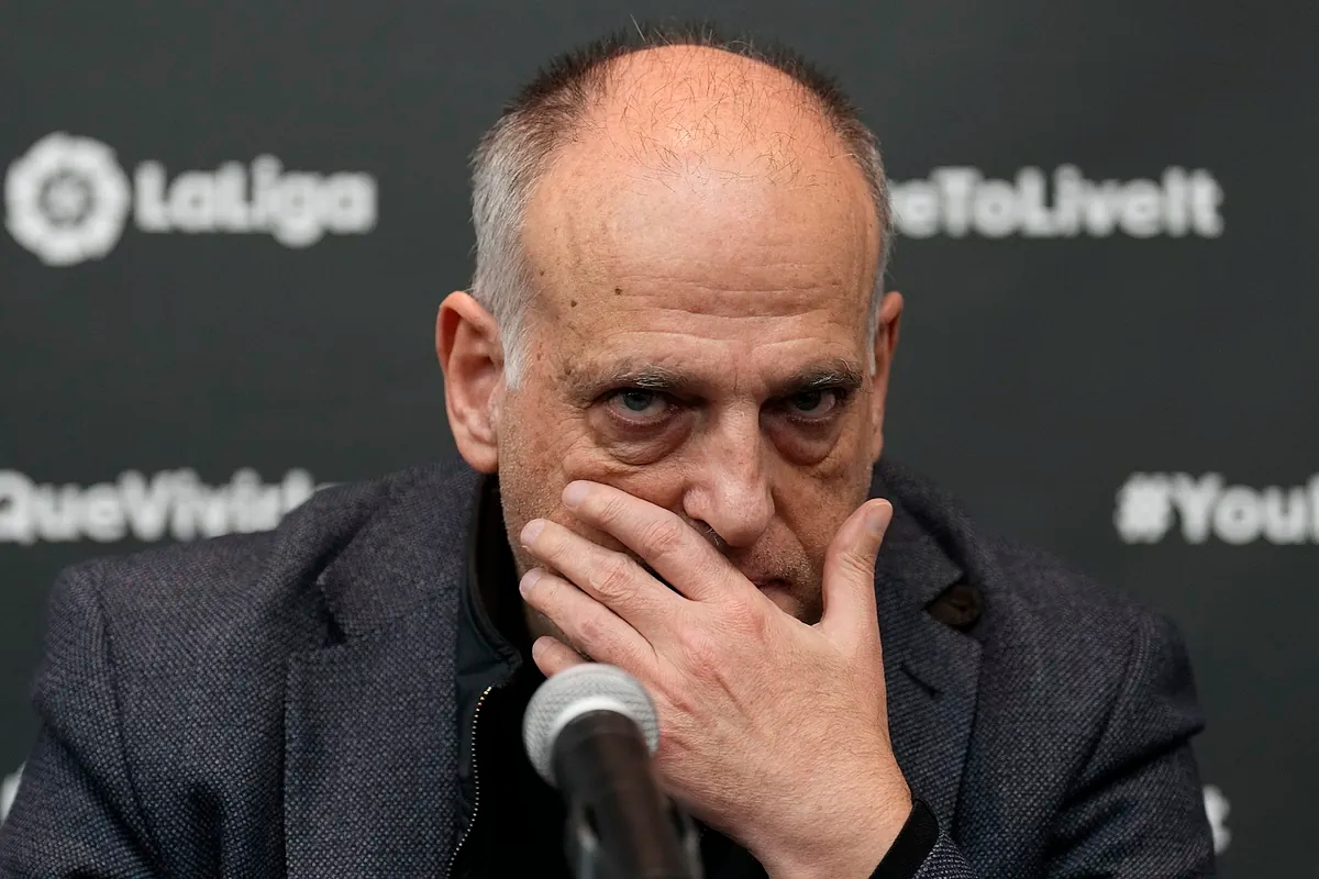 Tebas bedauert die Absage des Spiels Villarreal-Barça in Miami und weist auf diejenigen hin, die „Druck auf Schiedsrichter ausüben, Geschichten erfinden und politischen und medialen Druck ausüben“.