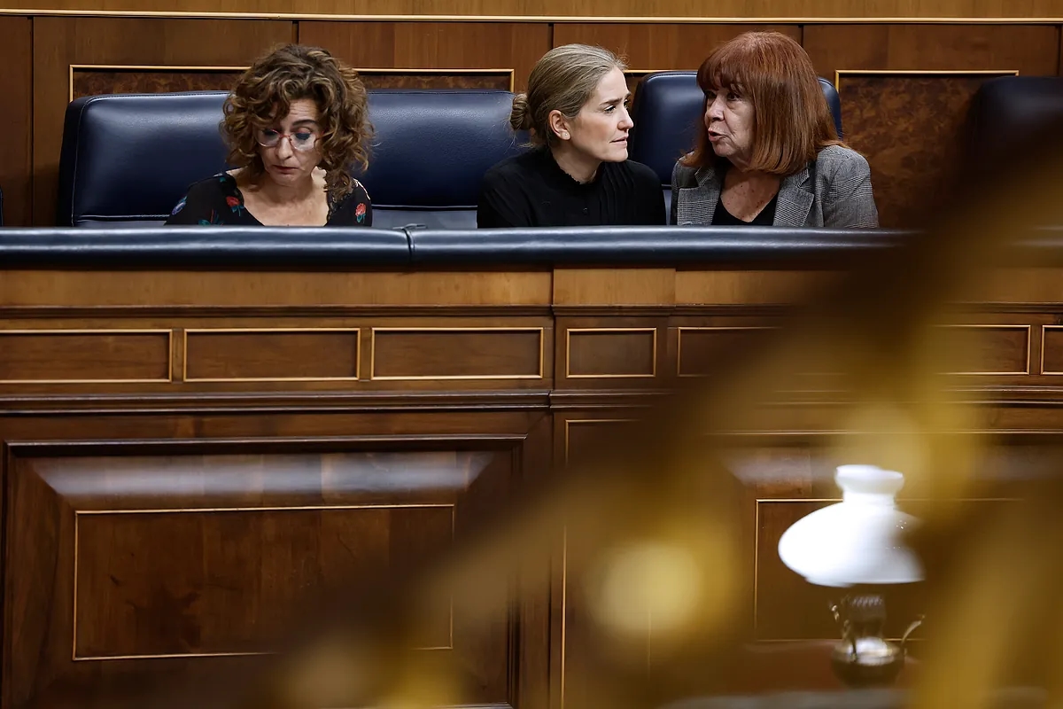 Die meisten EU-Länder bieten Haushalten bereits günstigeren Strom als Spanien, während die Regierung bei Almaraz zögert.