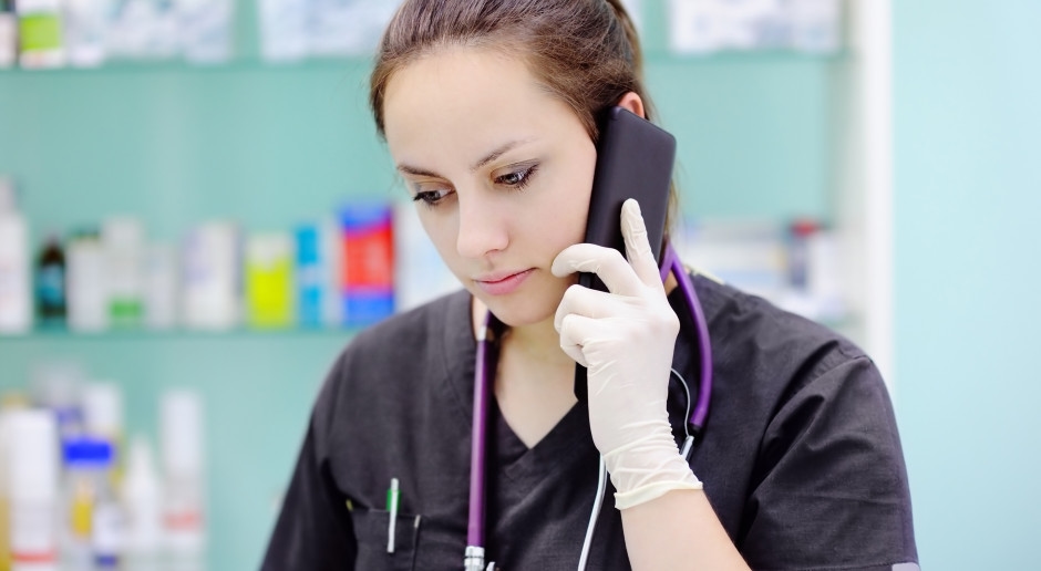 Переплата в размере 270 миллионов злотых. Нехватка средств на операции, отказы пациентам.