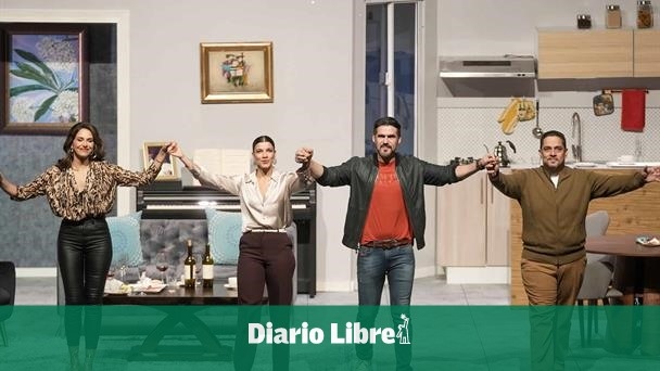 “Los vecinos de arriba” se presenta con rotundo éxito con funciones