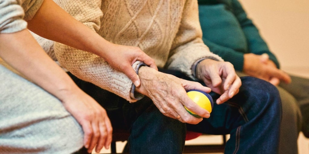 Seis meses dando voz a los héroes invisibles: el balance de ABC Cuidamos Contigo