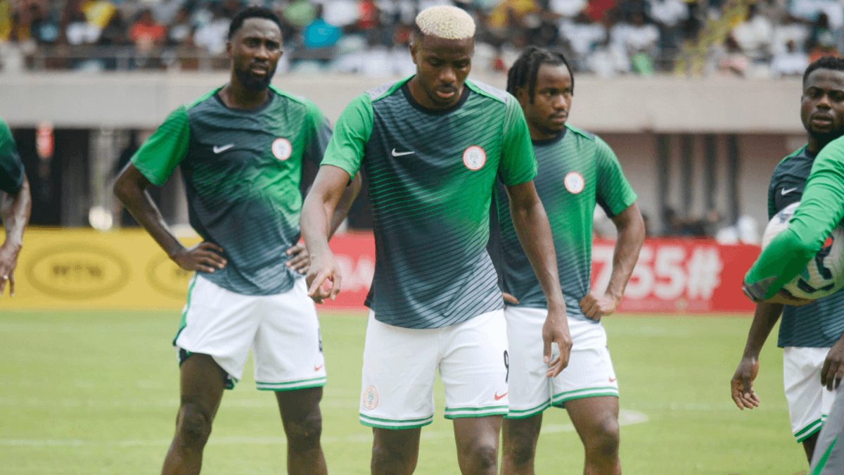 Nigeria staat op het punt het WK van 2026 te missen: hoe de Super Eagles zich toch nog kunnen kwalificeren voor het toernooi van volgende zomer
