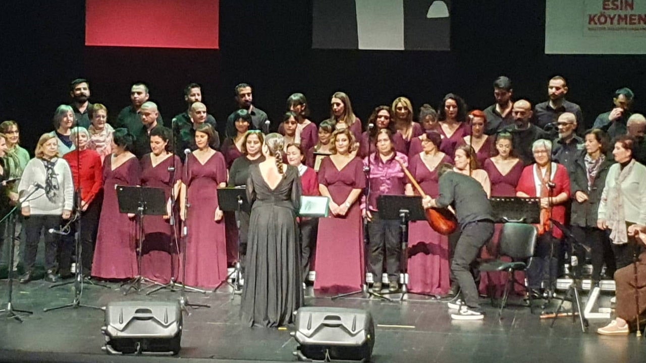 Yarım asır sonra aynı türkü: "Şişli Meydanı’nda Üç Kız" dostlarıyla söylendi