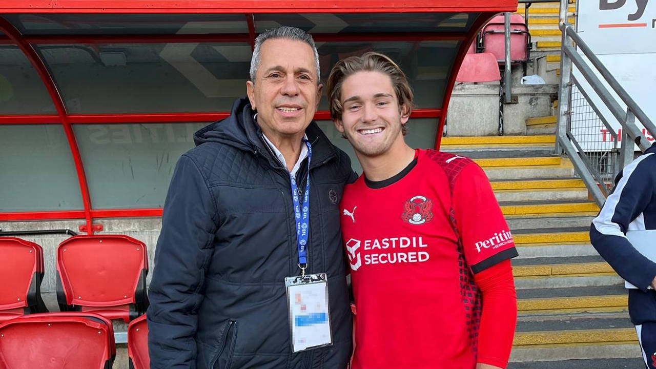 Ligas inferiores do futebol da ilha durante a pausa internacional: Leyton Orient; primeiro grande, último grande