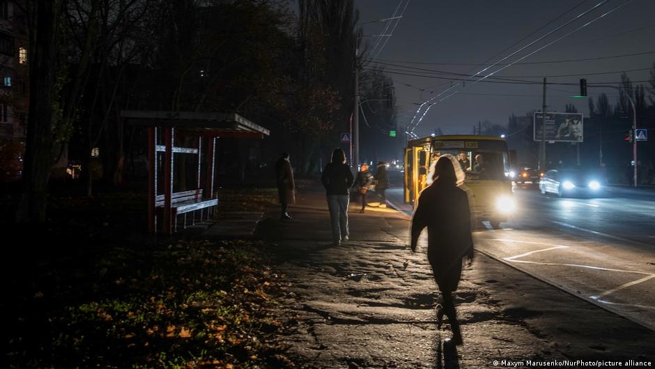 Rosyjskie ataki paraliżują ukraińskie dostawy energii