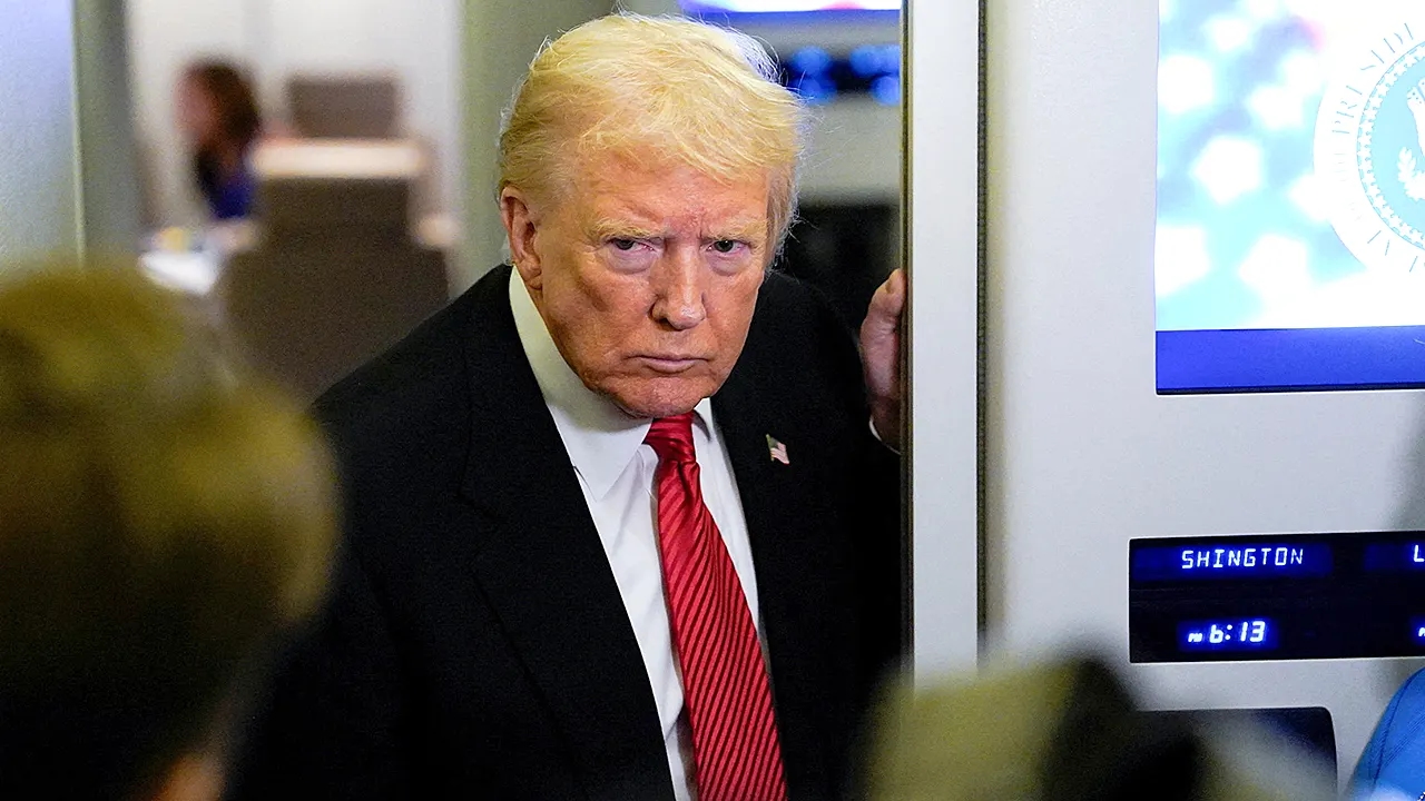 Senato Cumhuriyetçileri, Karayipler'deki askeri harekât ve uyuşturucu gemisi saldırılarını durdurmaya yönelik iki partili çabayı engelledi