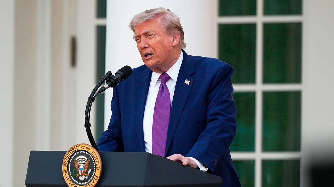 Trump expands TrumpRx prescription drug discount program to more than 800 medications