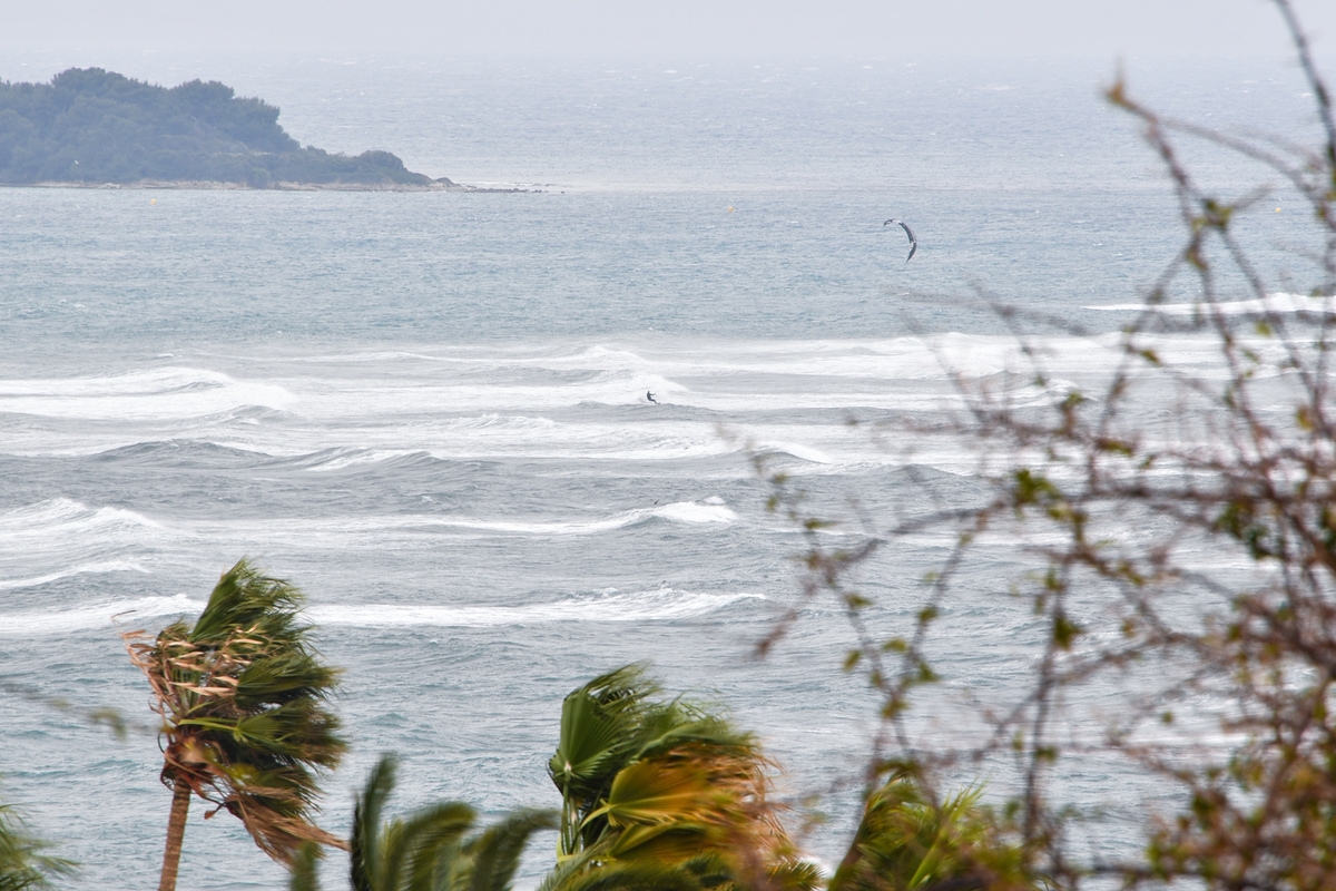 Estados Unidos chocó contra un barco en el Océano Pacífico.