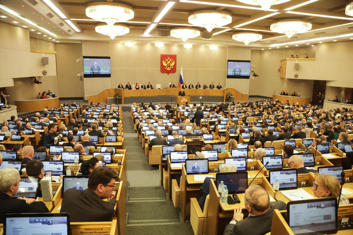 Os parlamentares estão, mais uma vez, buscando introduzir margens de lucro máximas no varejo.