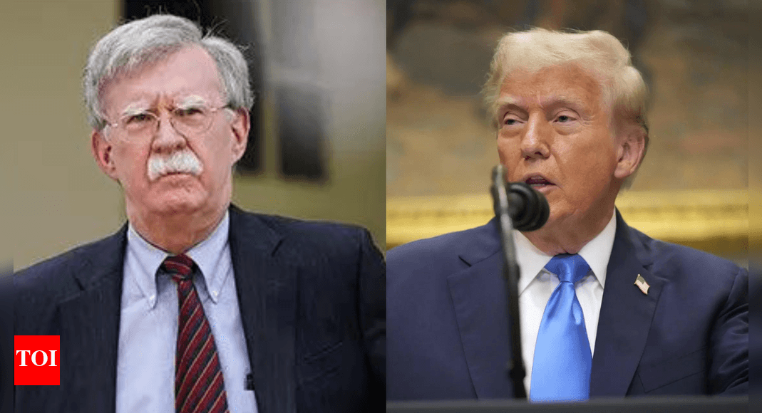 Джон Болтон против Дональда Трампа: сравнение двух обвинений — более пристальный взгляд
