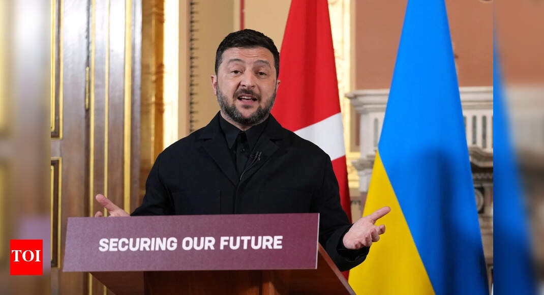 'Not just 2 companies': Zelensky urges US to 'expand' Russian oil curbs