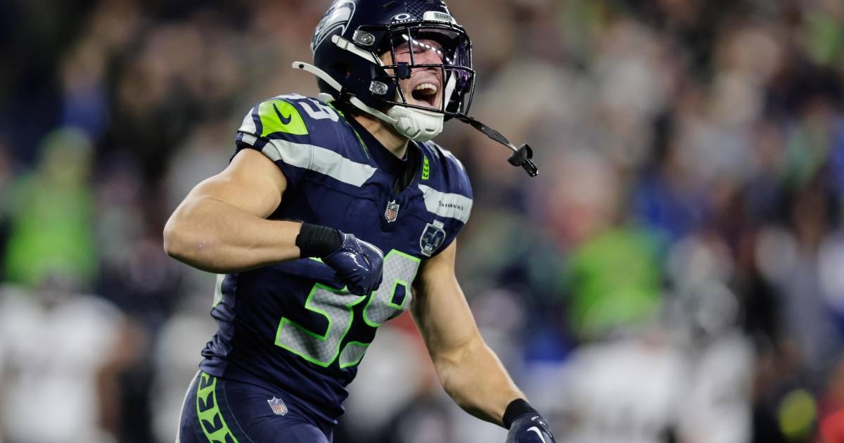 Seahawks lutam, mas vencem Texans com defesa bloqueada no Lumen Field